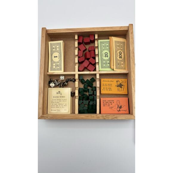 2001 Hasbro Parker Brothers Nostalgia Game Monopoly in Wooden Box Complete VG - Picture 16 of 16